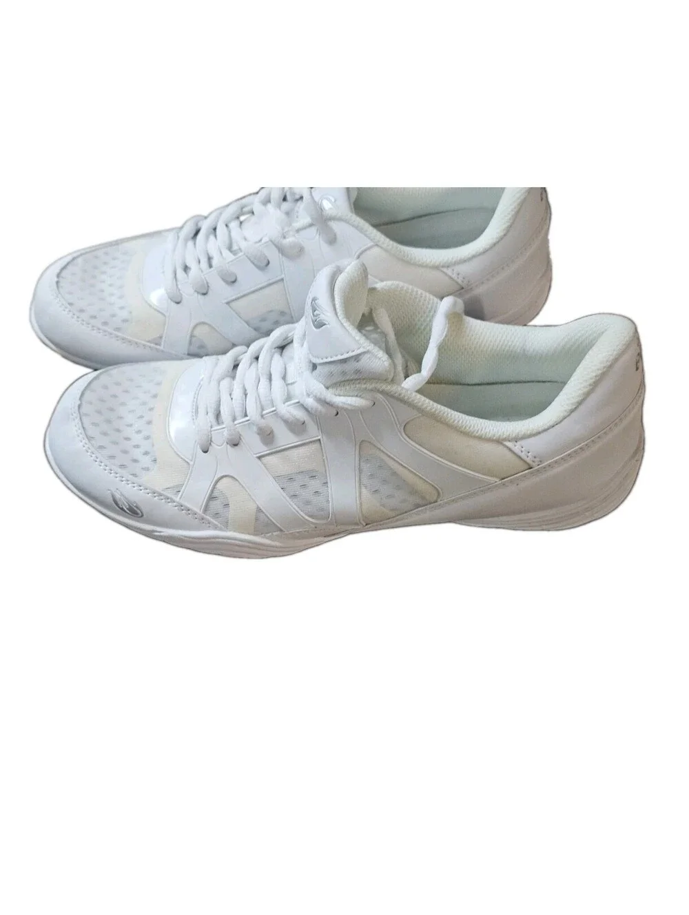 Eight Count Elevate E8119 White Cheer Shoes Women's Size 9.5 US NWOB Refkective